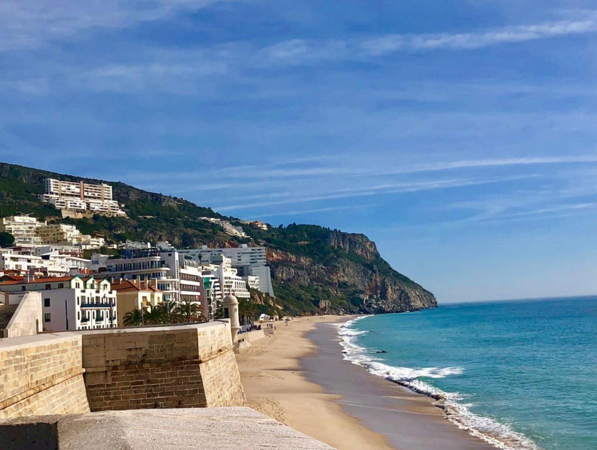 Axenic Retreat - Panoramic Ocean View, Sleeps 4, Ensuite Bathroom, New Redesign Sesimbra Kültér fotó