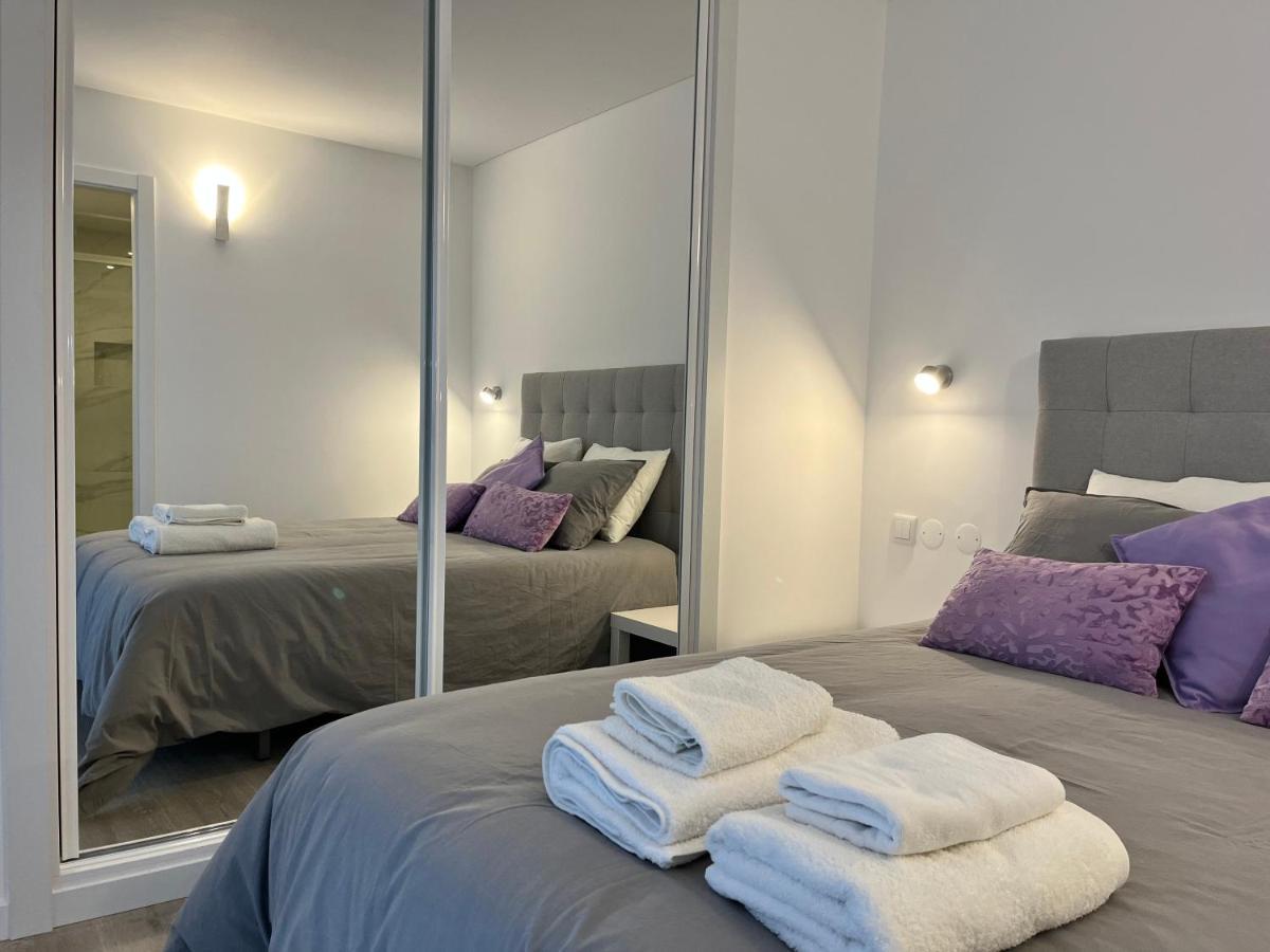 Axenic Retreat - Panoramic Ocean View, Sleeps 4, Ensuite Bathroom, New Redesign Sesimbra Kültér fotó