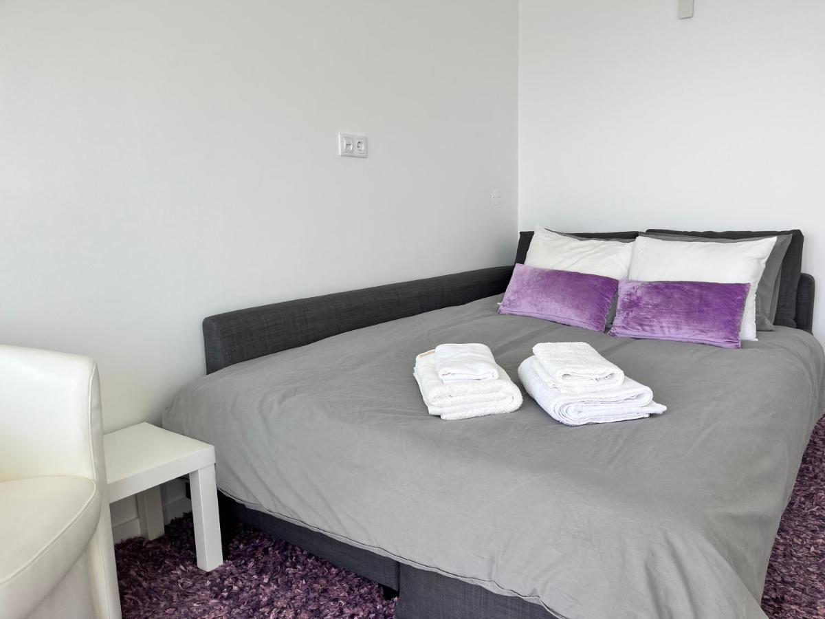 Axenic Retreat - Panoramic Ocean View, Sleeps 4, Ensuite Bathroom, New Redesign Sesimbra Kültér fotó